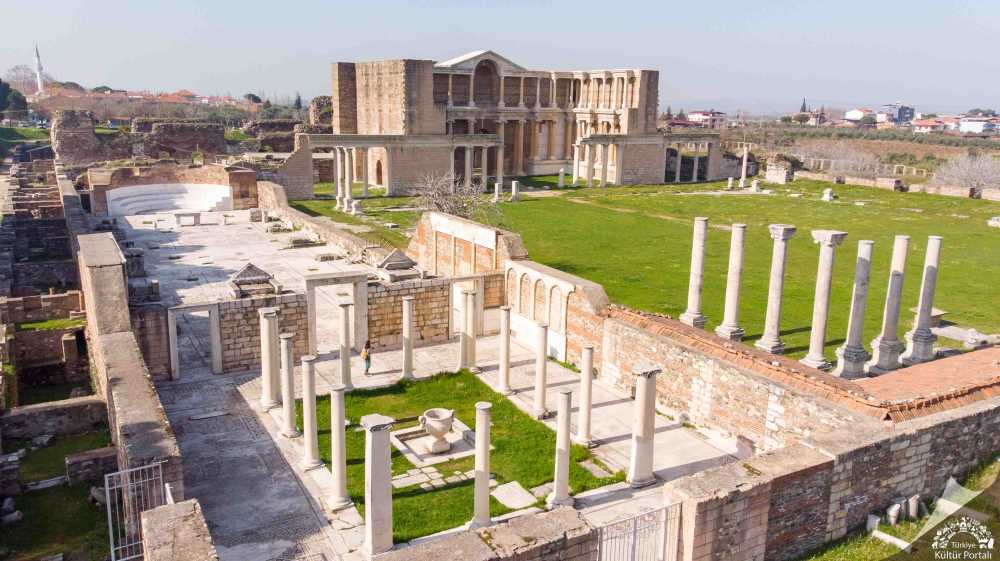 Sardes Antik Kenti: Lidya'nın Başkentine Yakın Bir Keşif